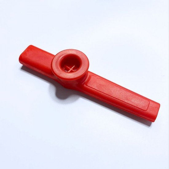 Toga Plastik Kazoo